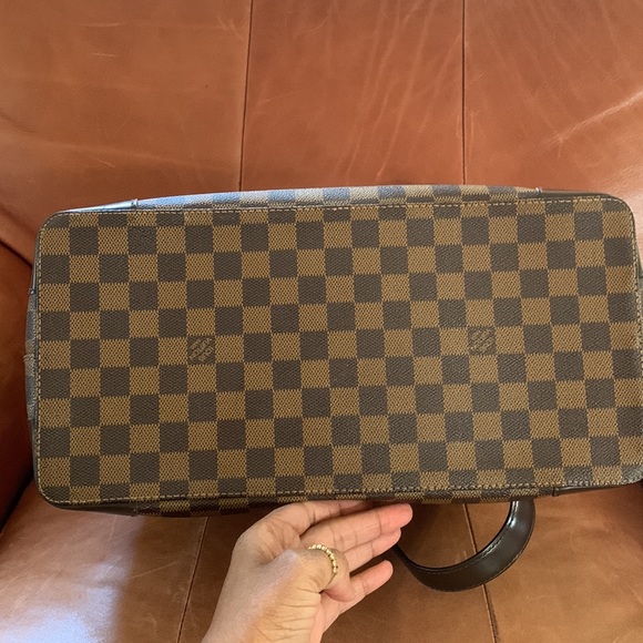 👜💄💋Beautiful Louis Vuitton Damier Ebene Hampstead MM💋💄👜 - Picture 10 of 16